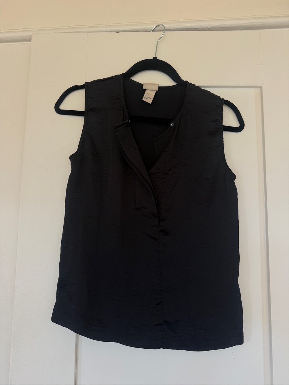 H&M Sleeveless Black Satin-Look Blouse
